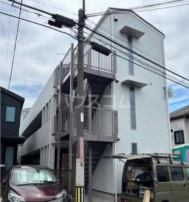 14/22 エントランス