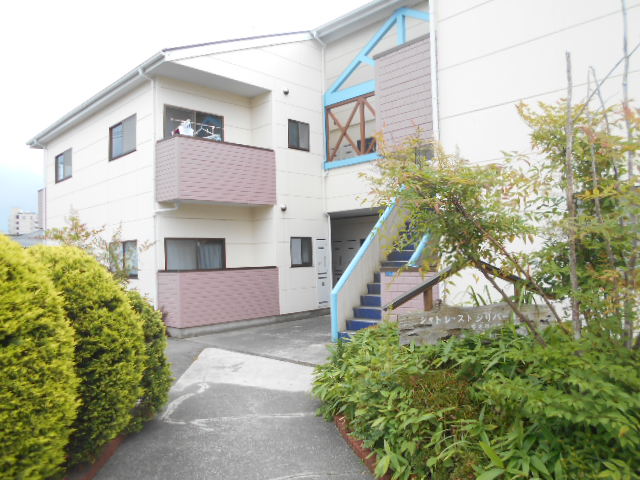 20/29 エントランス