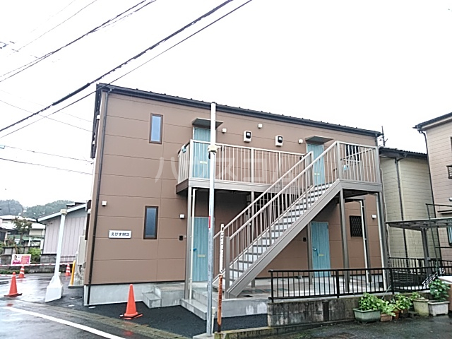 26/30 エントランス