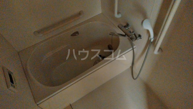 14/28 浴室