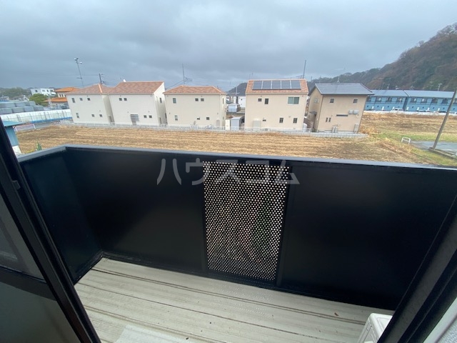 19/25 バルコニー