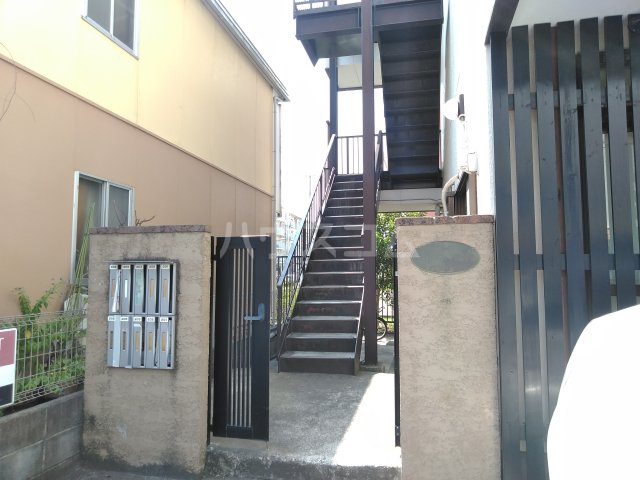 3/5 エントランス