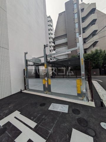 22/30 駐車場