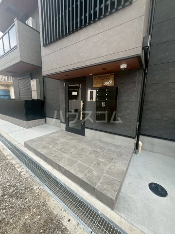 21/29 エントランス