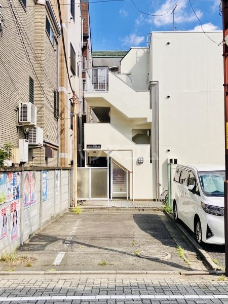 2/2 エントランス