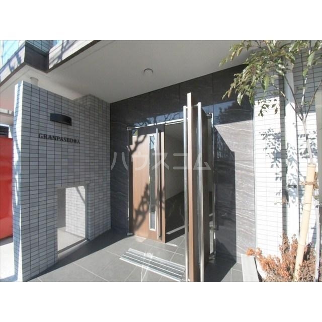 15/18 エントランス