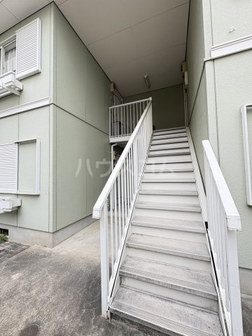 25/28 エントランス