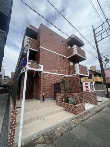 2/4 外観