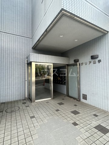 2/11 エントランス