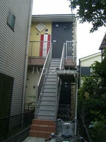 2/4 エントランス