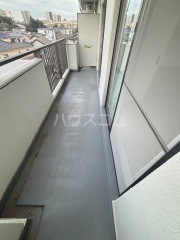 23/30 バルコニー