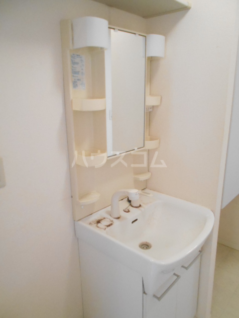 17/28 洗面