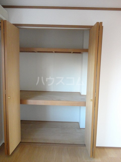 16/27 エントランス