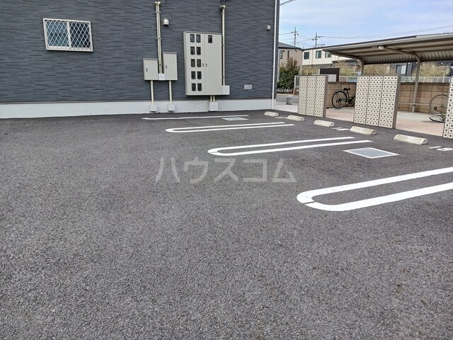 17/27 駐車場