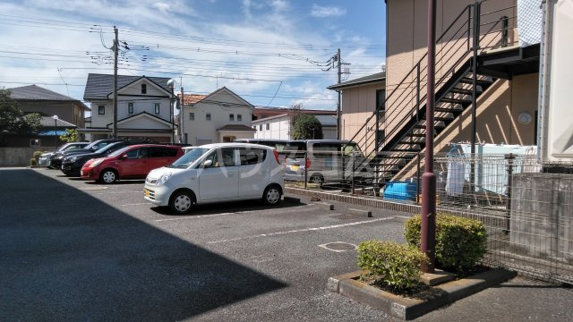 26/30 駐車場