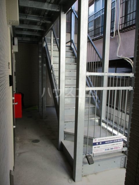 2/11 エントランス