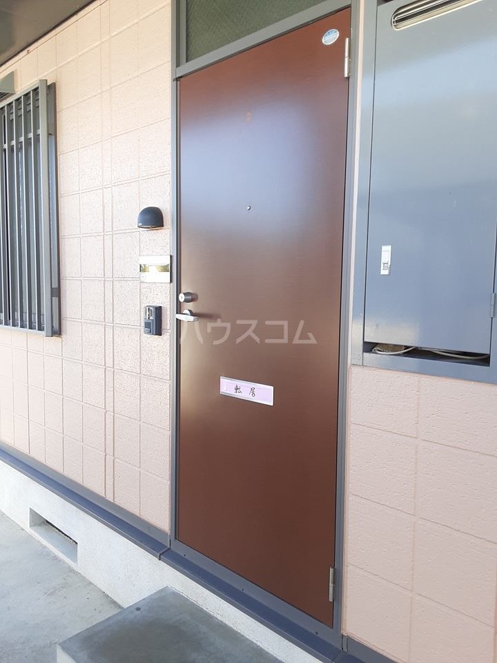 24/29 エントランス