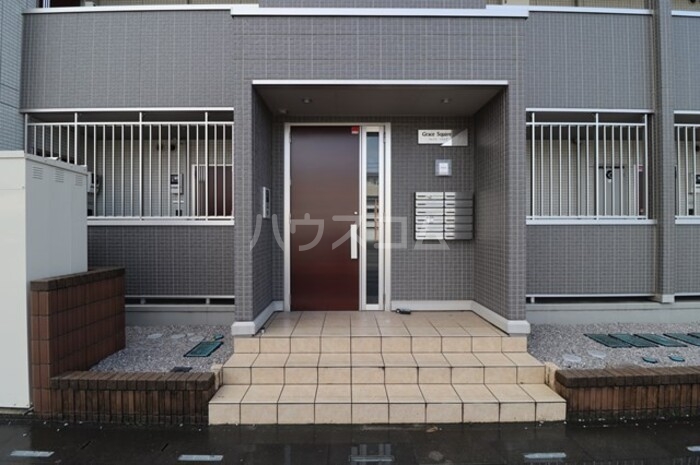 17/28 エントランス