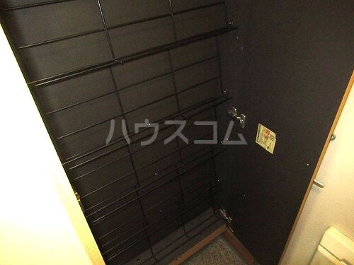 14/19 エントランス