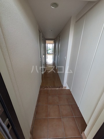 13/30 玄関