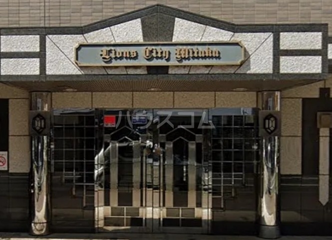 3/6 エントランス