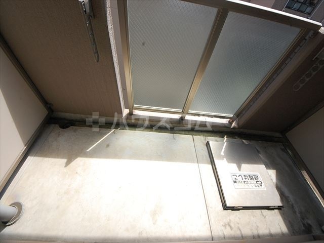 14/27 バルコニー