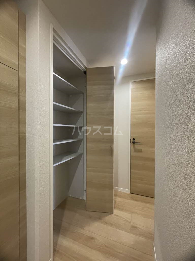 17/27 エントランス