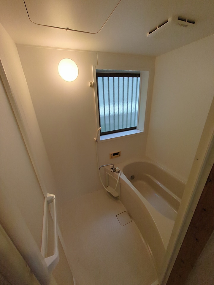 14/30 浴室