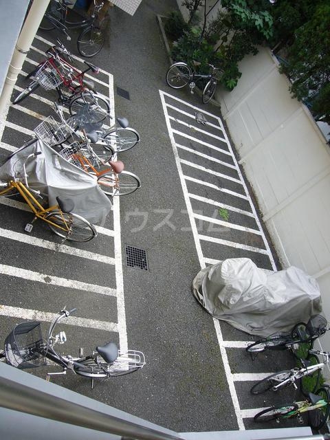 14/19 駐車場