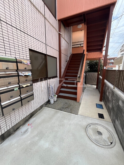 17/24 エントランス