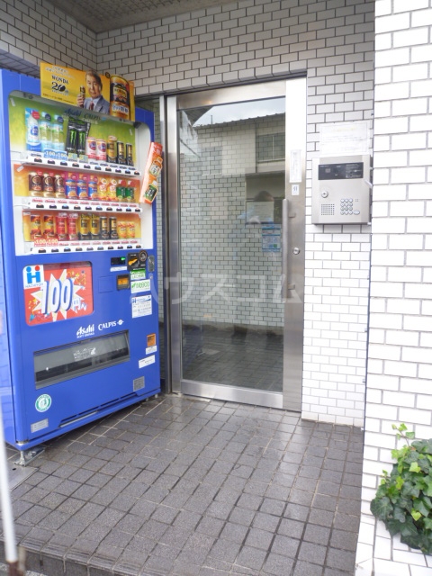 3/6 エントランス