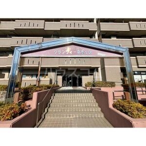 14/22 エントランス