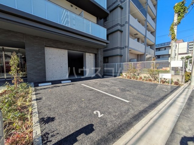 22/30 駐車場