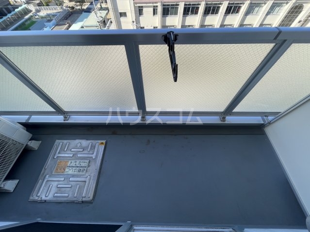 18/30 バルコニー