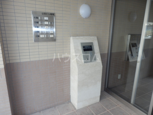 3/7 エントランス