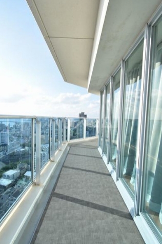 17/23 バルコニー