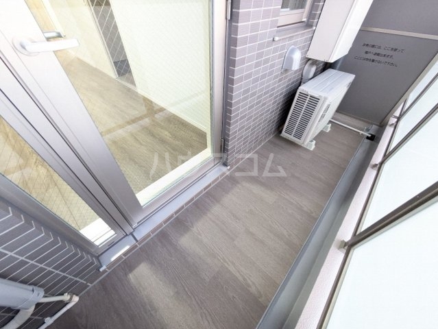 19/30 バルコニー