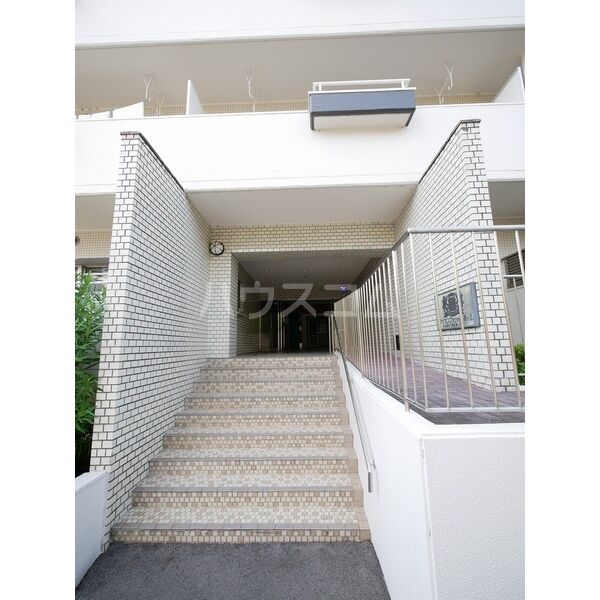 15/25 エントランス