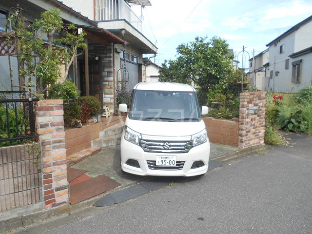 22/26 駐車場