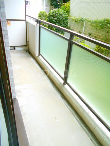 20/30 バルコニー