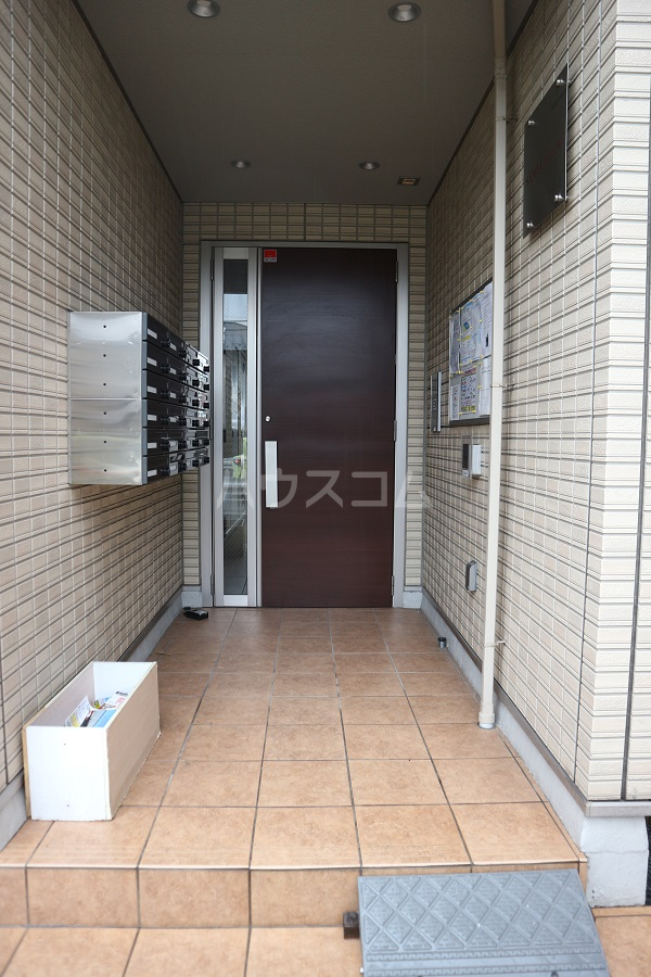29/30 エントランス