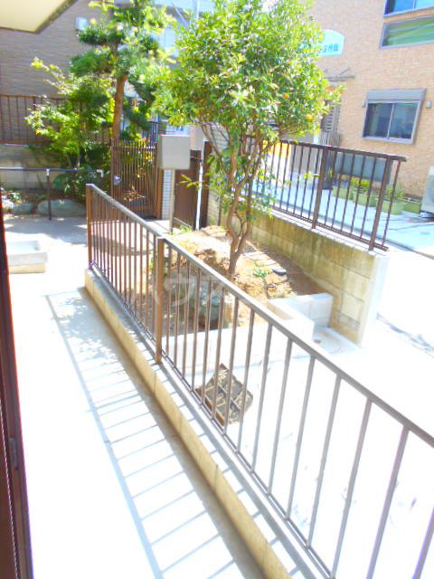 18/29 バルコニー