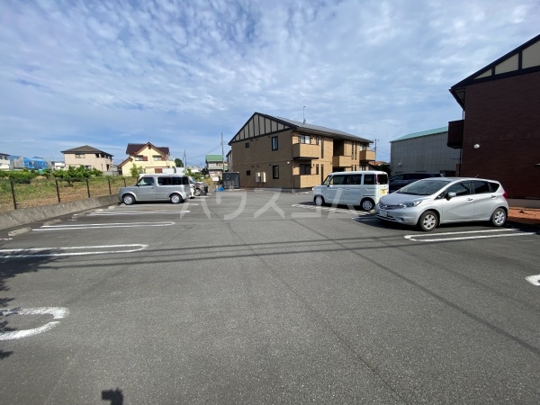 27/29 駐車場