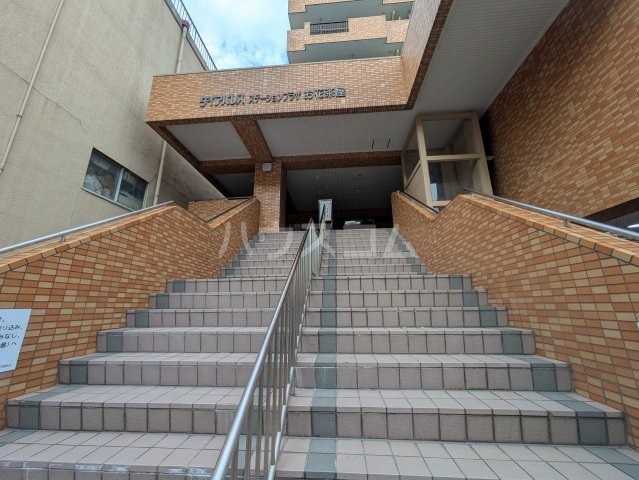 29/30 エントランス