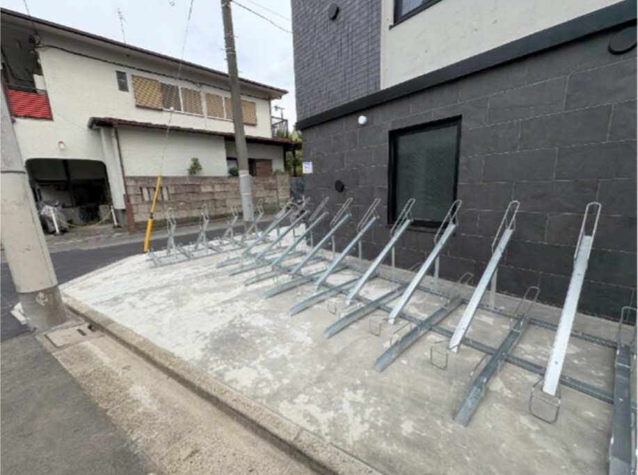 16/25 駐車場