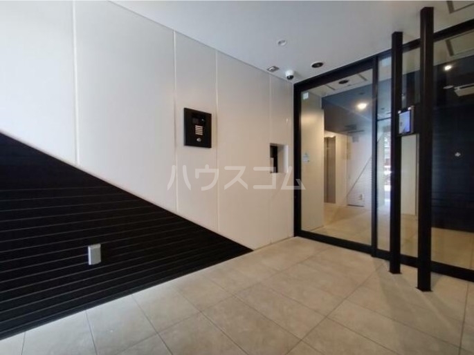 13/21 エントランス