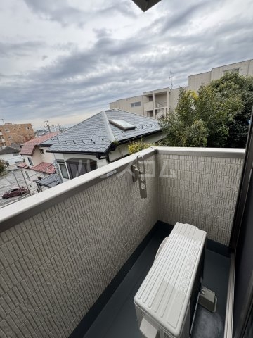 18/28 バルコニー