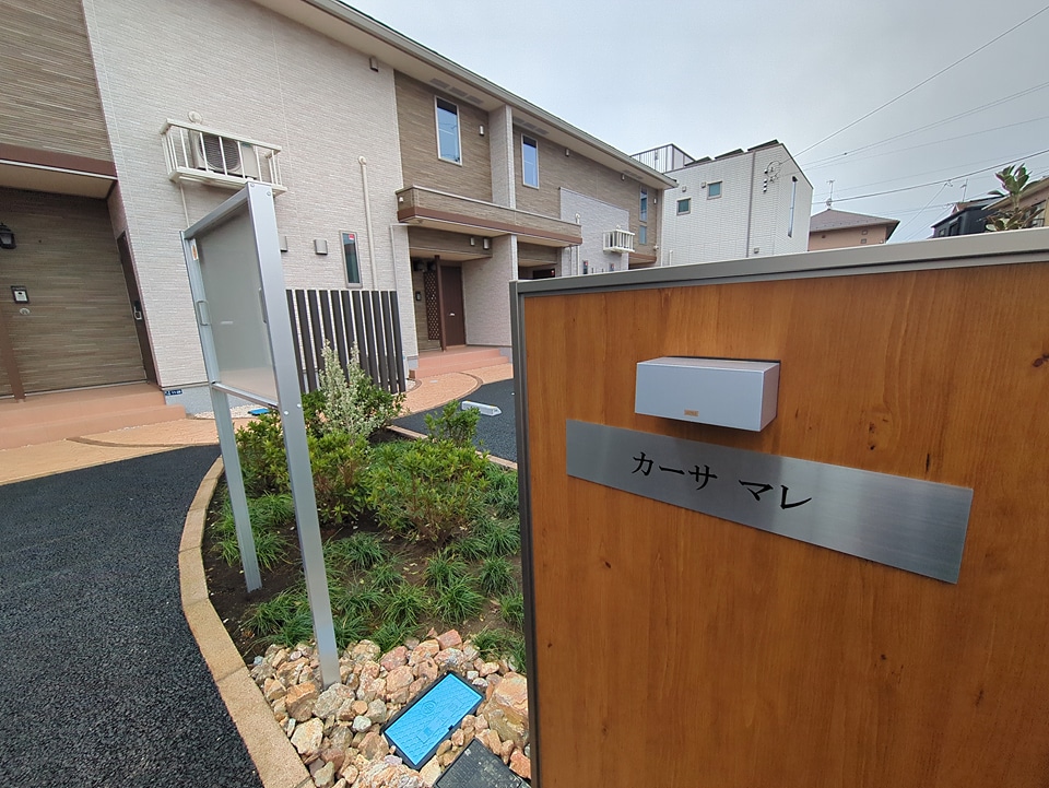 24/30 エントランス