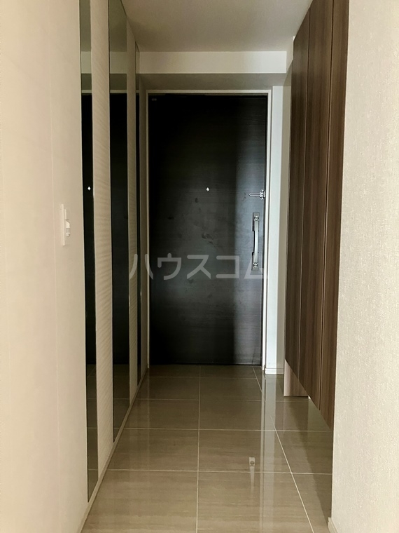 15/16 エントランス