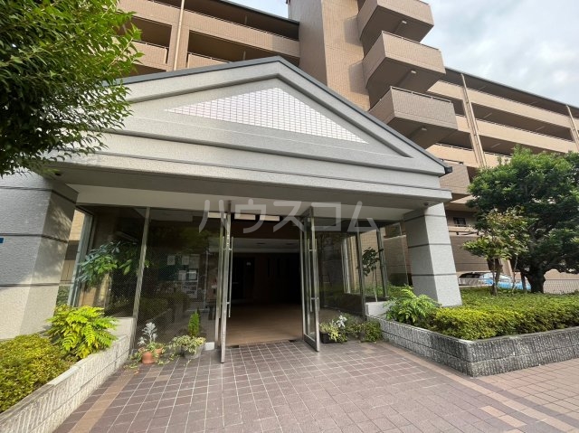 29/30 エントランス